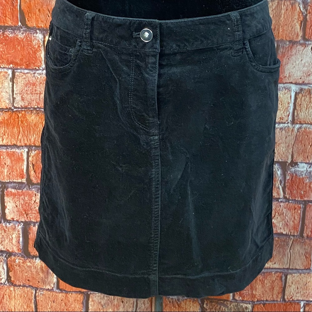 White House Black Market Black Velvet Mini Skirt